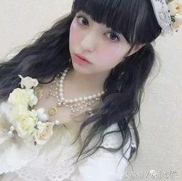 洋娃娃 娱乐圈,揭秘娱乐圈的童真魅力