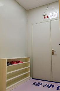 手术室门口的等待照片,见证生命守护的等待瞬间